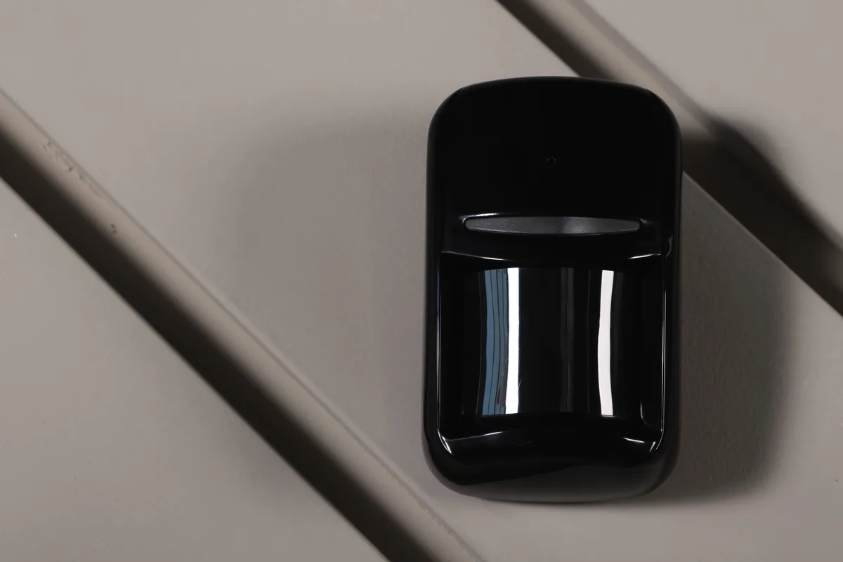 Датчик руху та розбиття скла U-Prox PIR Combi Black, бездротовий, чорний