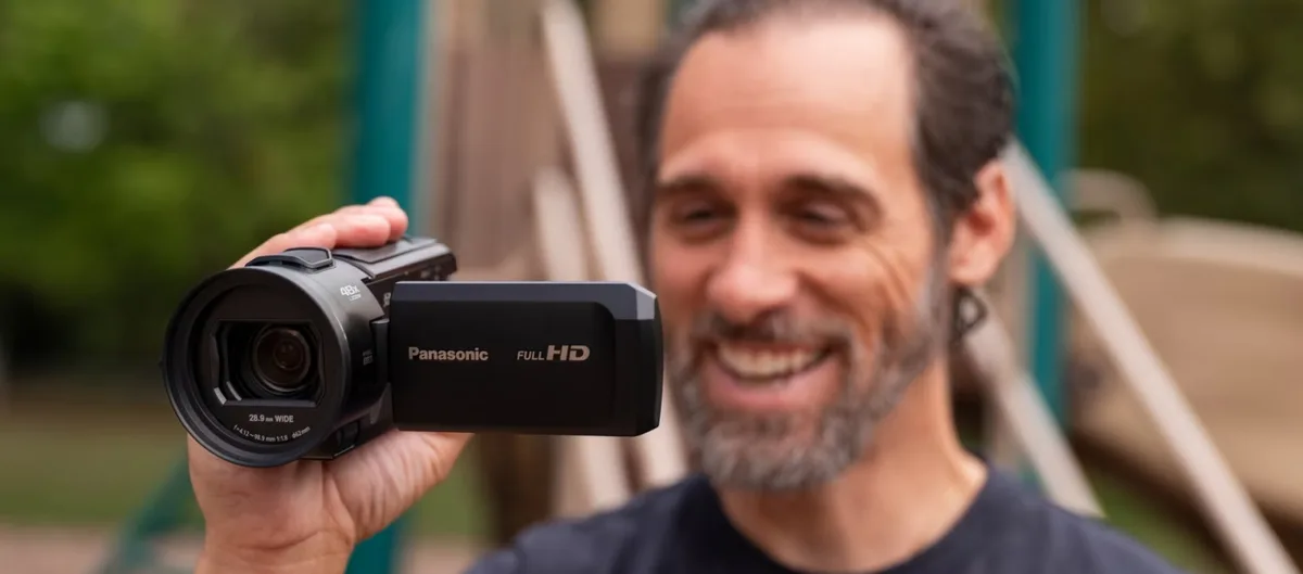 Цифр. відеокамера 4K Panasonic HC-V900 Black