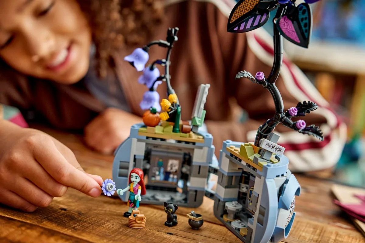 Конструктор LEGO Disney 346 деталей Квітковий горщик Саллі