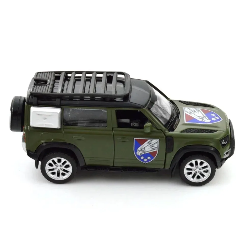 Автомодель металлическая 1:43 Land Rover Defender 110 Зеленая 25 ОПДБр ProDobro