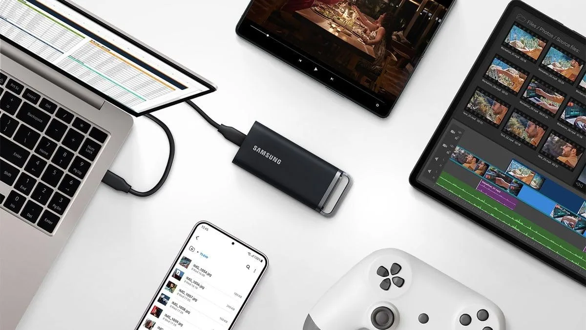 Портативний SSD Samsung 4TB USB 3.2 Gen 1 Type-C T5EVO