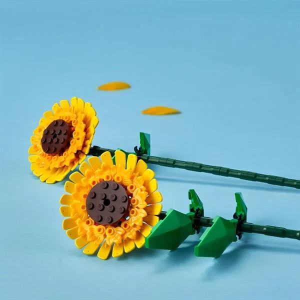 Конструктор LEGO Соняшники 191 деталь пластик 25 см жовті