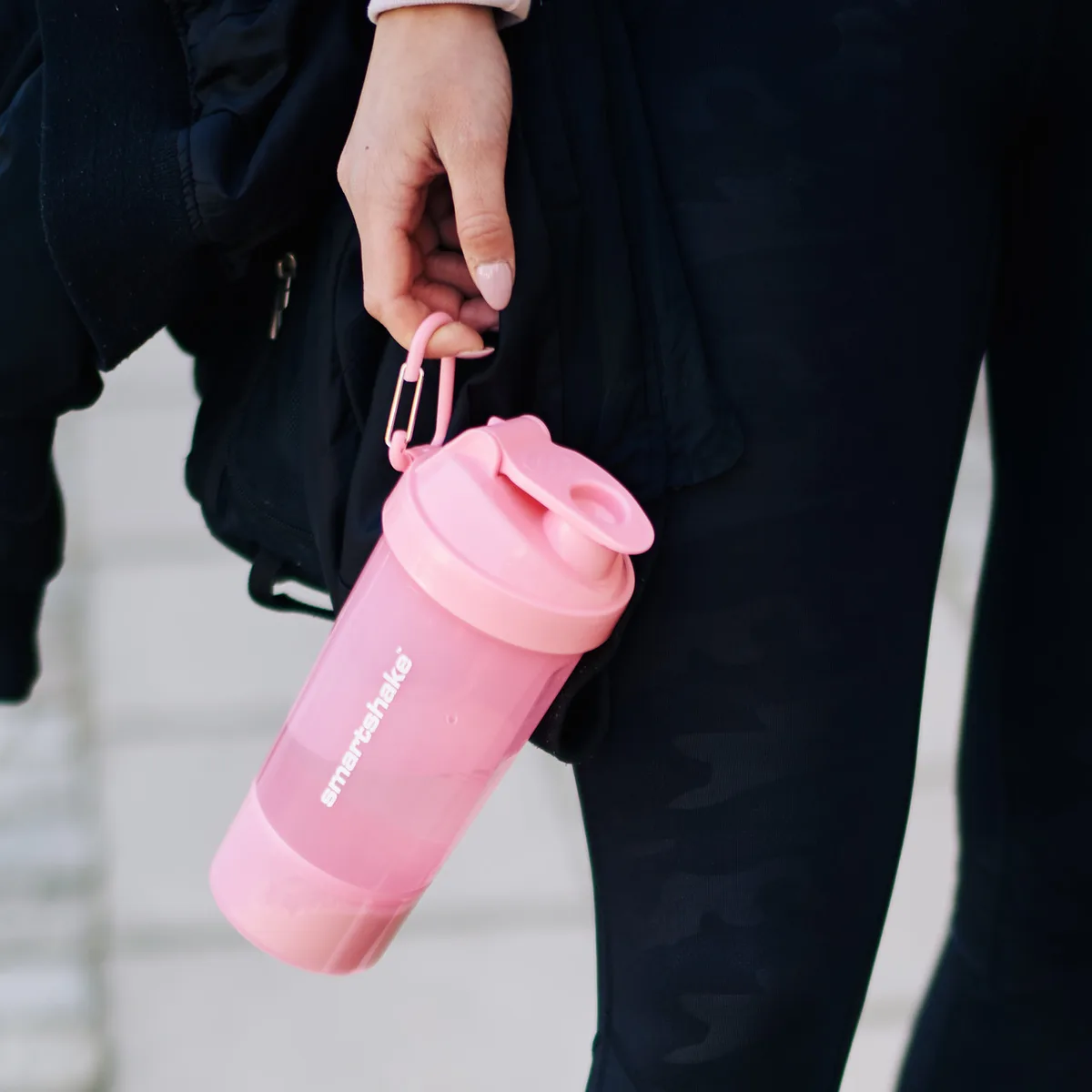 Шейкер спортивний SmartShake пластик 800 мл Рожевий