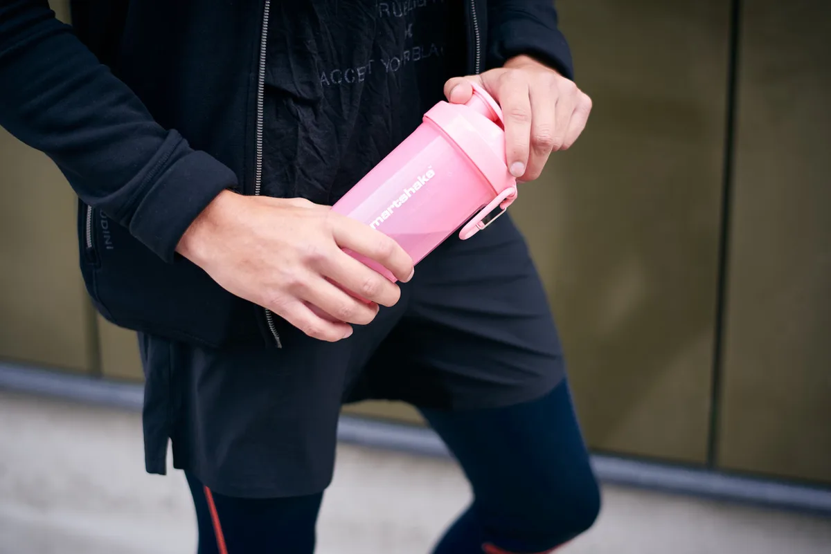 Шейкер спортивний SmartShake пластик 800 мл Рожевий