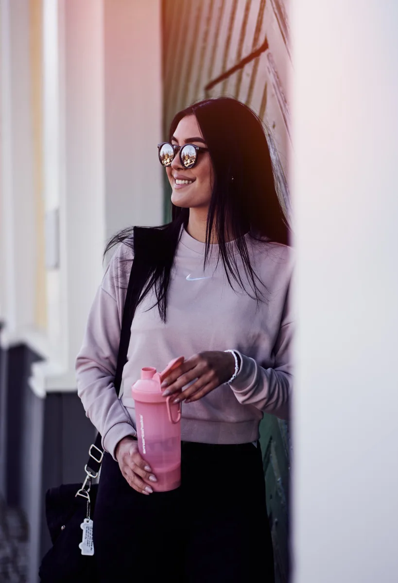 Шейкер спортивний SmartShake пластик 800 мл Рожевий