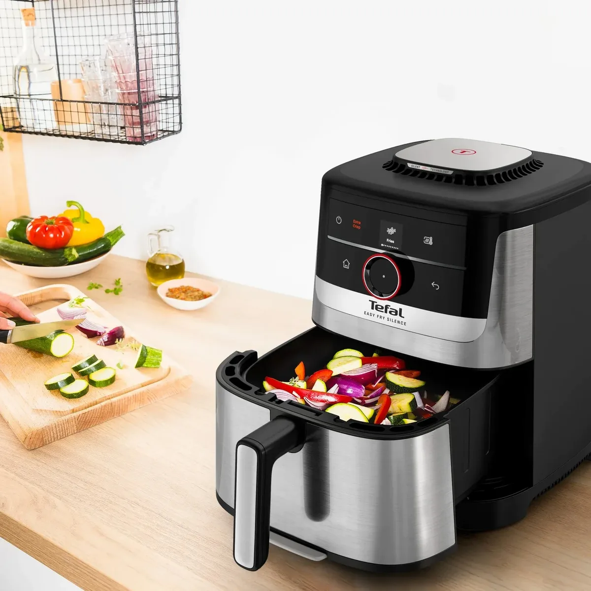 Мультипіч Tefal Easy Fry Silence Smart, 1670 Вт, об'єм 5 л, сенсорне управління, 55 програм, пластиковий корпус, сірий колір.