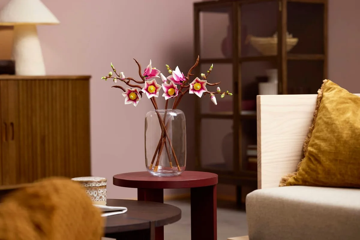 Конструктор LEGO Botanicals гілки магнолії квіти різнокольорові