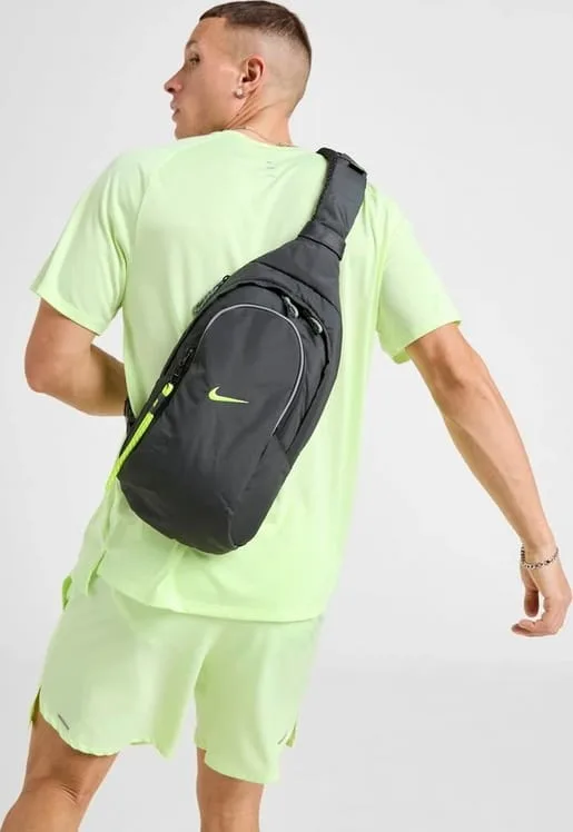 Сумка через плече Nike нейлон 12,5х21х4 см чорна унісекс