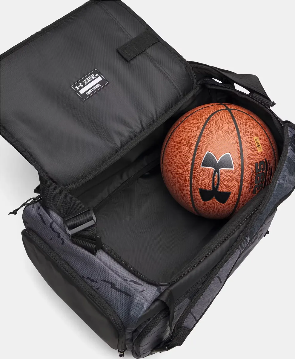 Сумка Under Armour поліестер 40L чорна 55x40x28 см
