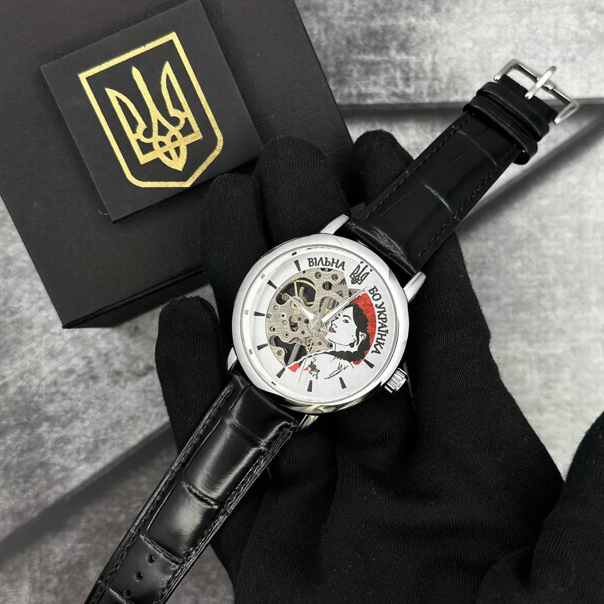 Наручні годинники Patriot механічні металеві шкіряні 30 м чорні сріблясті