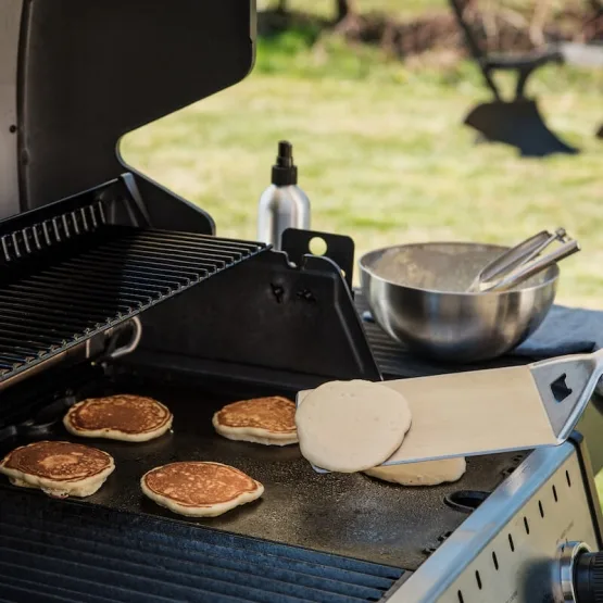 Чавунна плита для гриля Broil King 48,1х29,3 см чорна