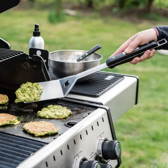 Чавунна плита для гриля Broil King 48,1х29,3 см чорна