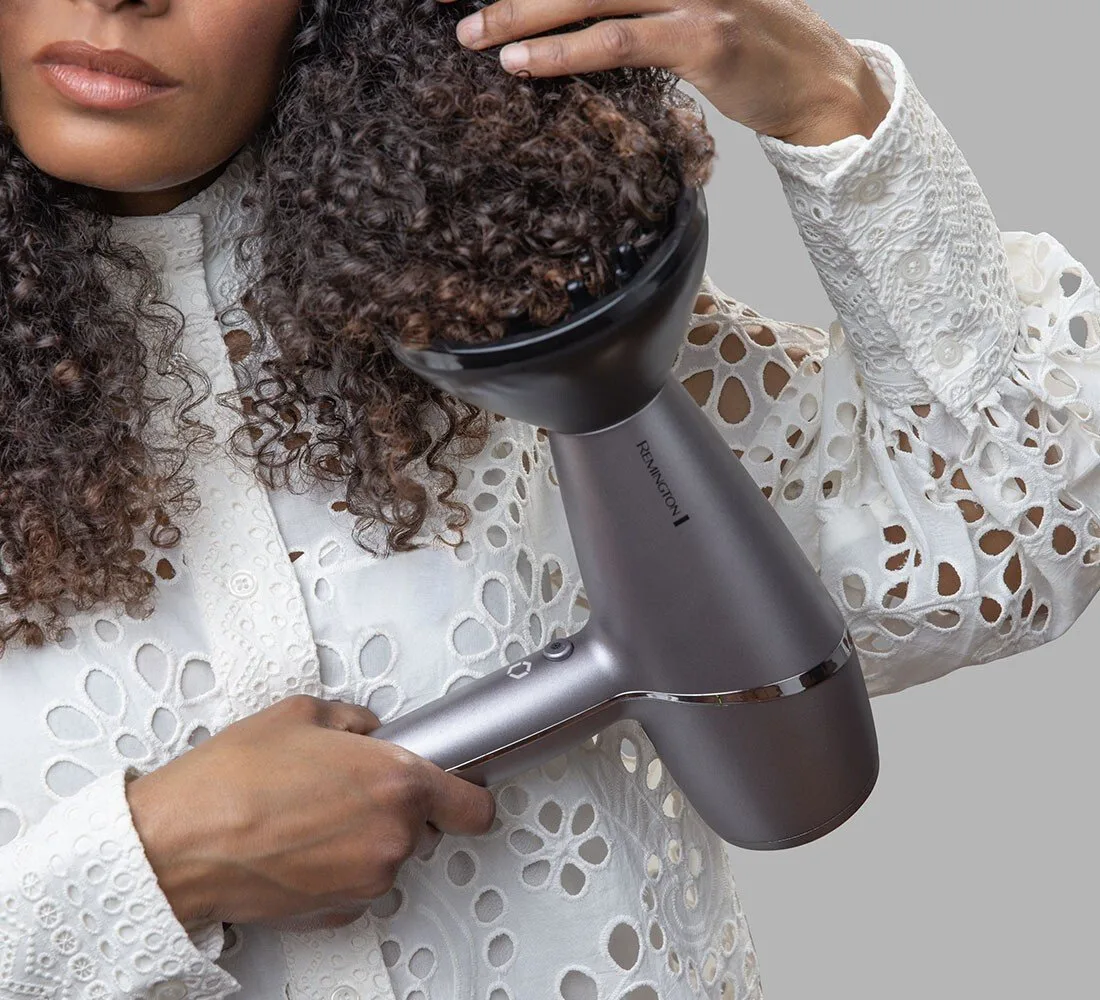 Фен Remington ProLuxe You, 2400 Вт, 3 налаштування, дифузор, іонізація, холодний обдув, турбо-режим, сірий.