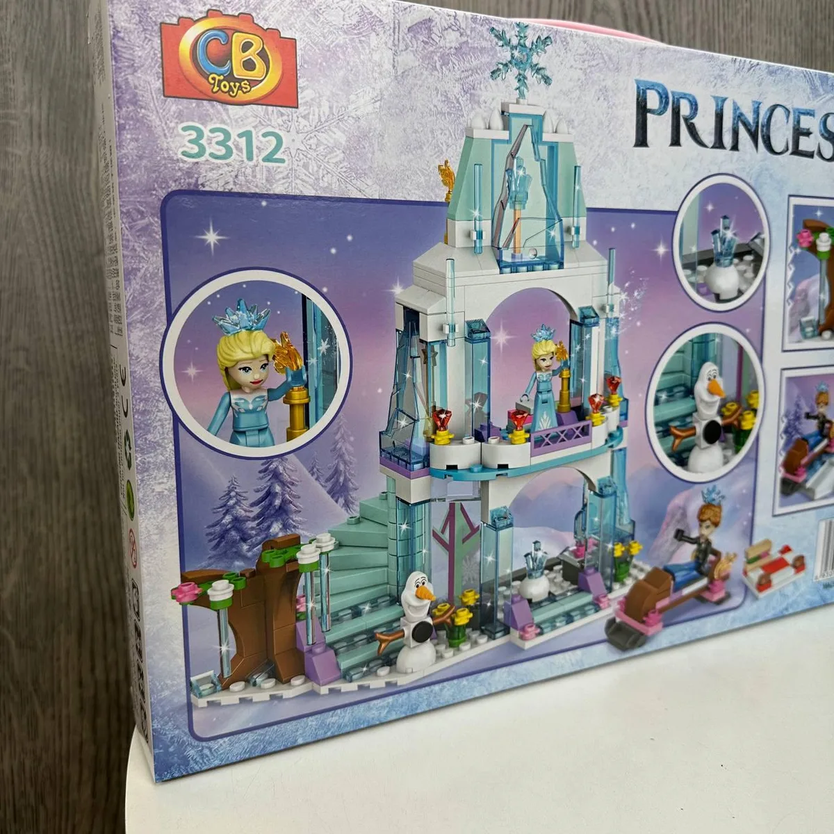 Дитячий конструктор замок Frozen 321 деталь пластик 36х26х6 см різні кольори