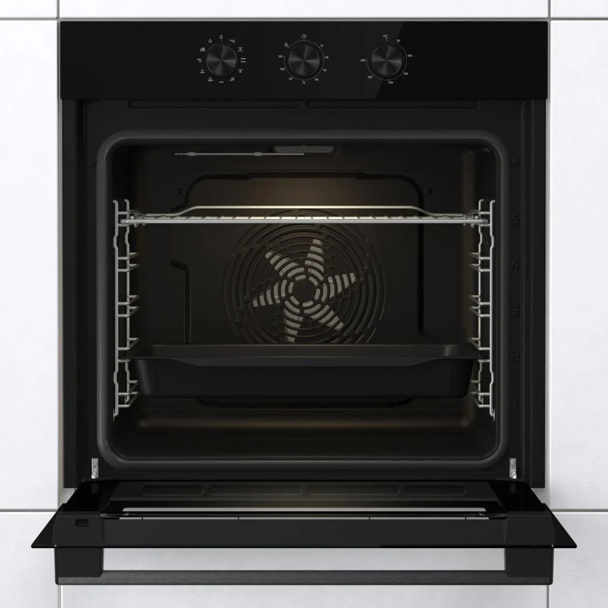 Електрична духова шафа Gorenje, 77 л, клас енергоефективності A+, з паровою функцією, з дисплеєм, чорного кольору.