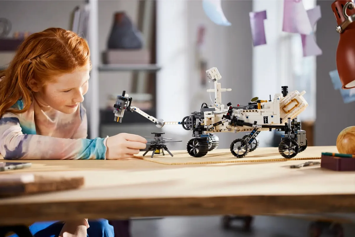 Конструктор LEGO Technic Місія NASA Марсохід 10+ для хлопчиків і дівчат 42158