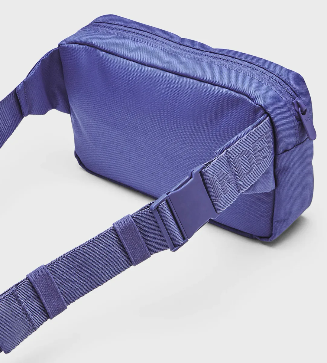 Сумка на пояс Under Armour 100% поліестер 15,3x24x10,5 см синій