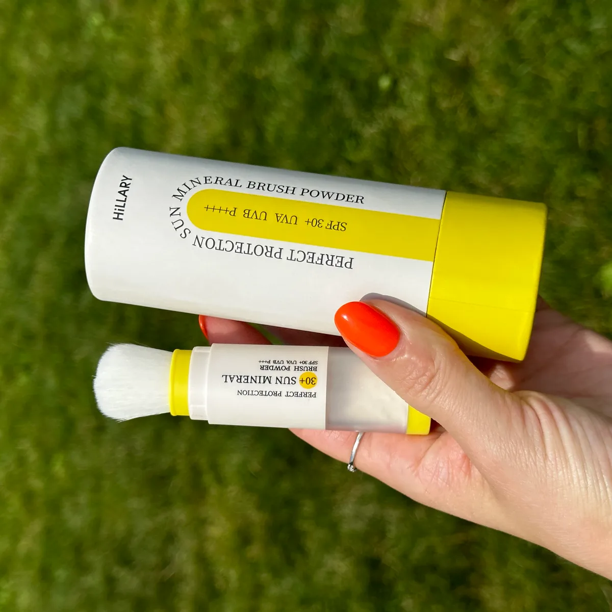 Сонцезахисна мінеральна пудра прозора з SPF 30+ Hillary Perfect Protection Sun Mineral Brush Powder Sheer Matt