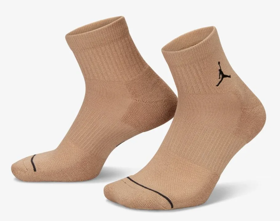 Шкарпетки Nike поліестер 38-42 бежеві коричневі фіолетові 3 пари