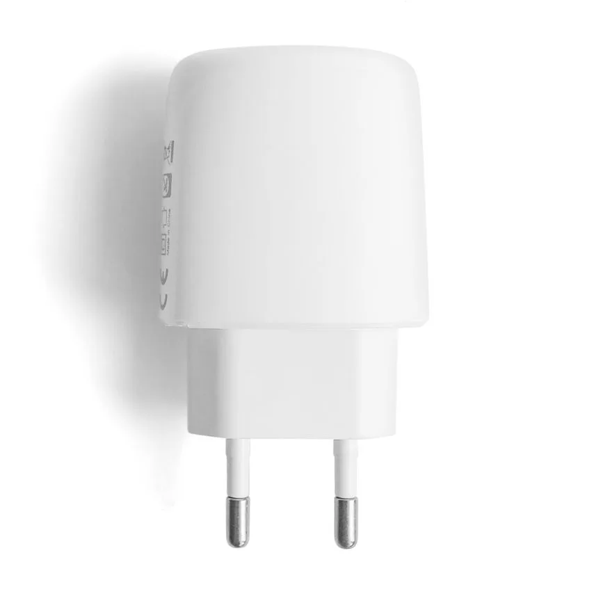 Зарядний пристрій XO 1USB 18W Quick Charge з кабелем Lightning білий
