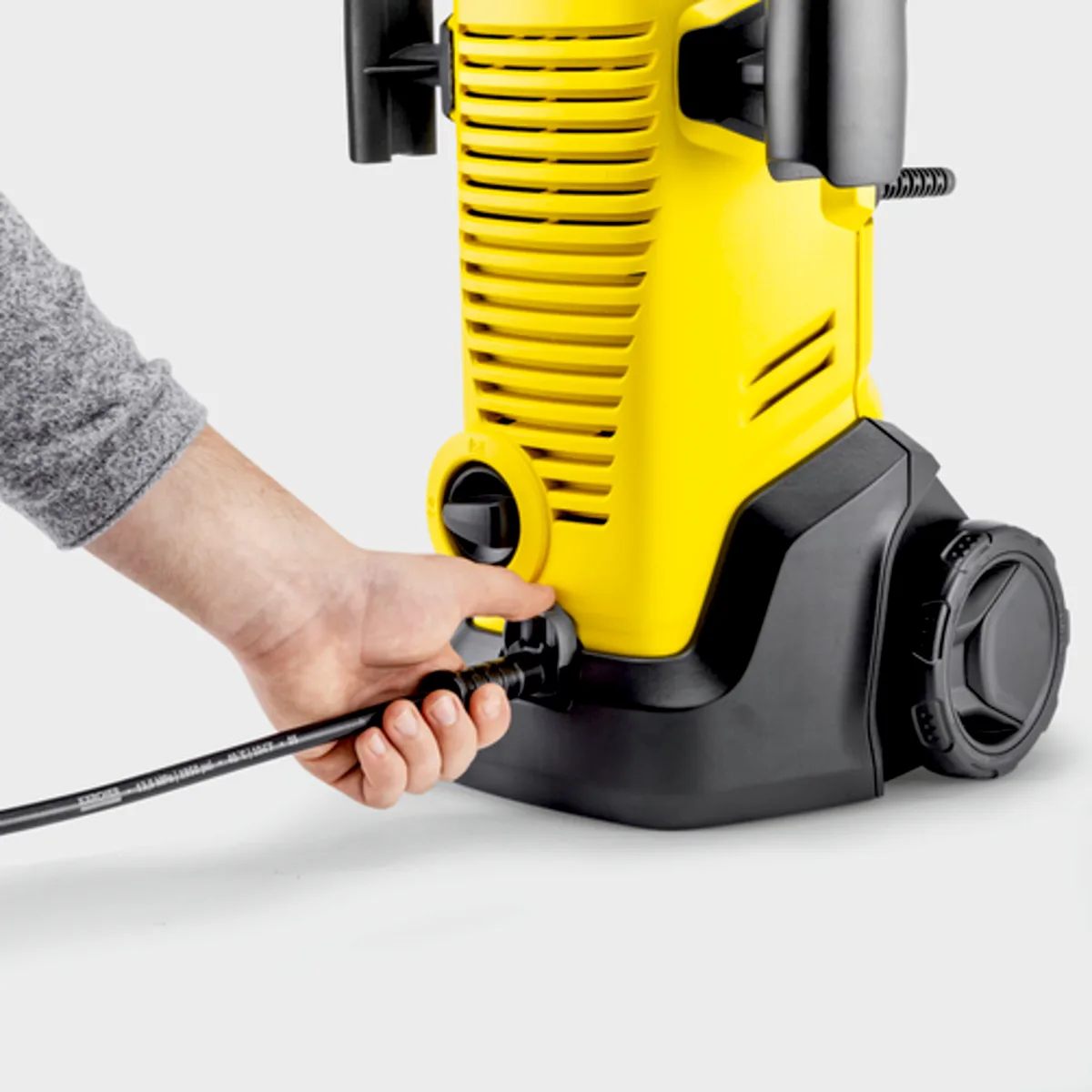 Минимойка высокого давления Karcher 1600 Вт 6 м 120 бар для мойки автомобилей и садовой мебели