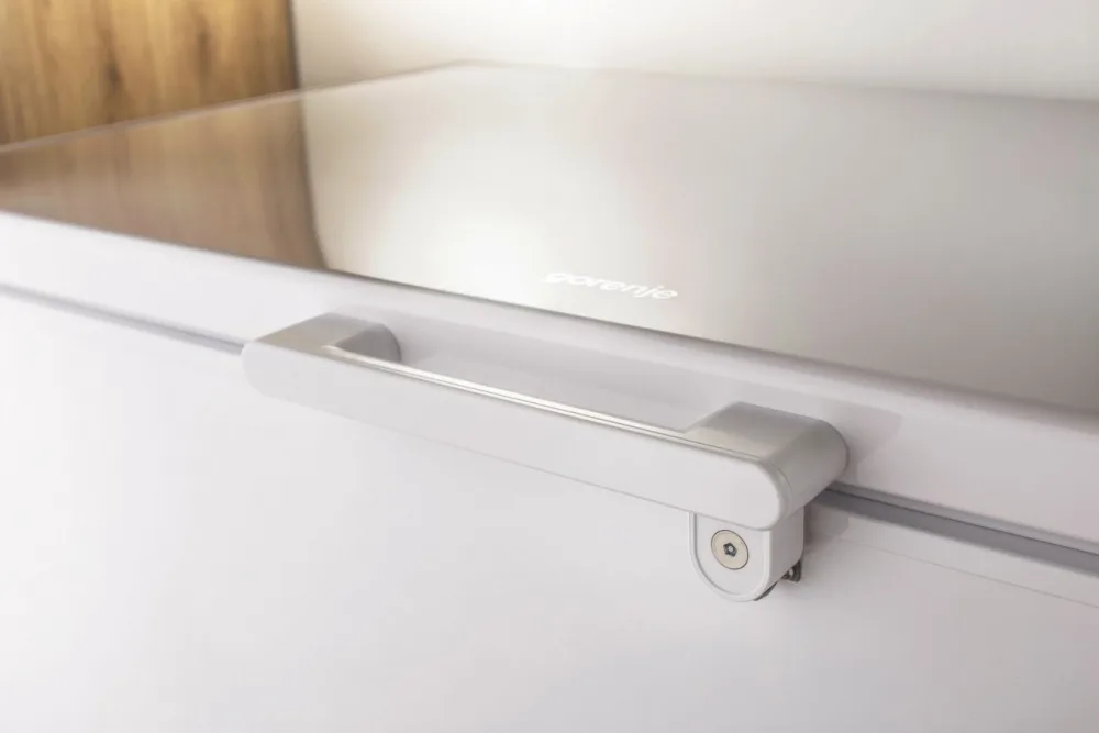 Морозильна камера Gorenje, 297 л, клас енергоефективності А+, ST, з дисплеєм, біла