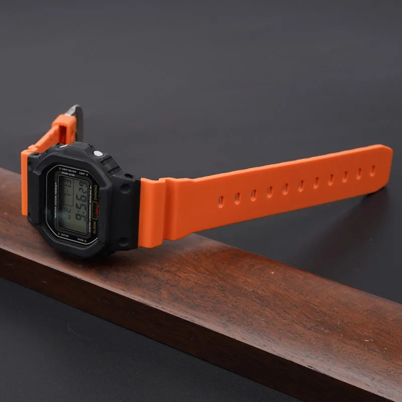 Ремінець Casio G-Shock поліуретан 20,4 см жовтогарячий