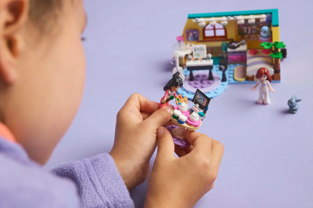 Конструктор LEGO Friends 42647 Кімната Пейслі різнокольоровий з мініляльками та аксесуарами
