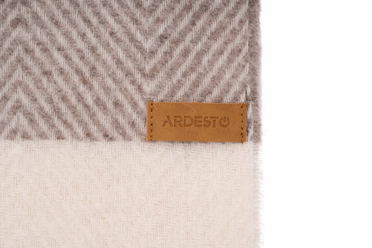 Плед ARDESTO 140x200 см 100% вовна бежевий ковдра покривало для дому та пікніка
