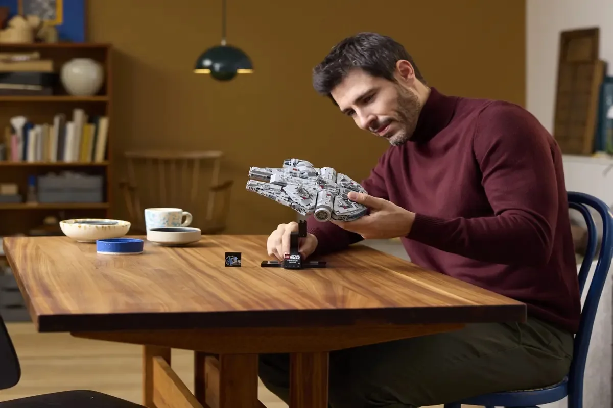 Конструктор LEGO Star Wars 18+ Зореліт Тисячолітній сокіл