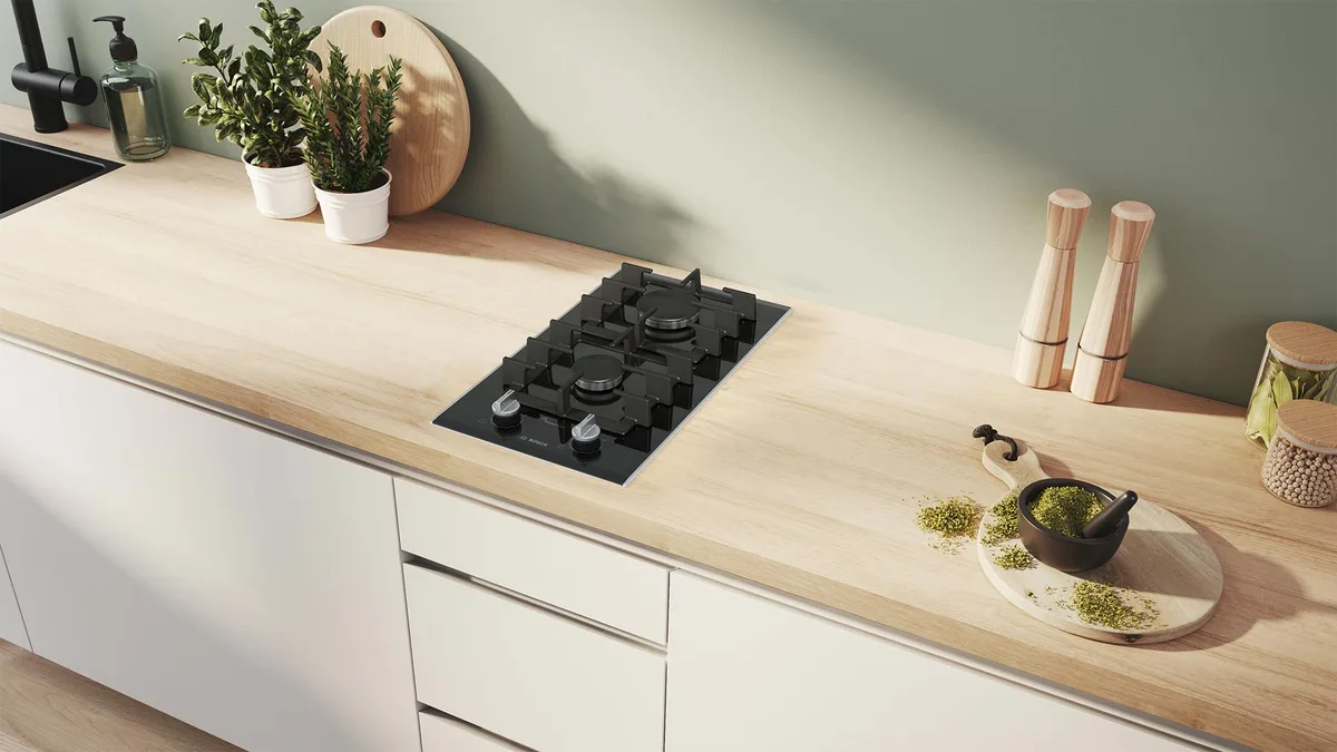 Варочная поверхность Bosch газовая 30см черная на стекле домино с чугунными решетками для кухни плита газовая
