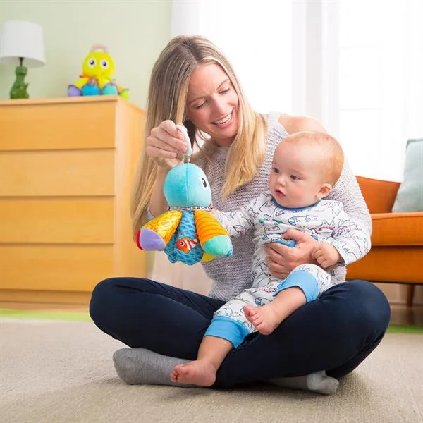 Мягкая игрушка-подвеска Lamaze 19х19 см разноцветная с пискавкой и зеркальцем