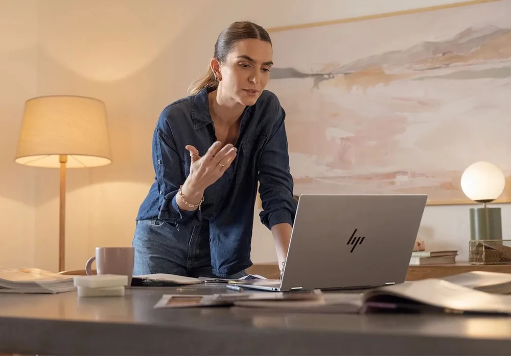 Ноутбук HP OmniBook X Flip x360 16-as0000ua 16" 3K OLED Touch, Intel U7-258V, 32GB, F1TB, UMA, Win11, сріблястий