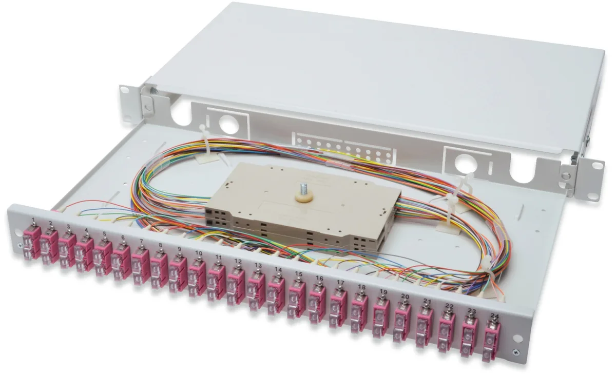 Оптична панель DIGITUS 19' 1U, 24xSC duplex, incl, Splice Cass, OM4 Color Pigtails, Adapter