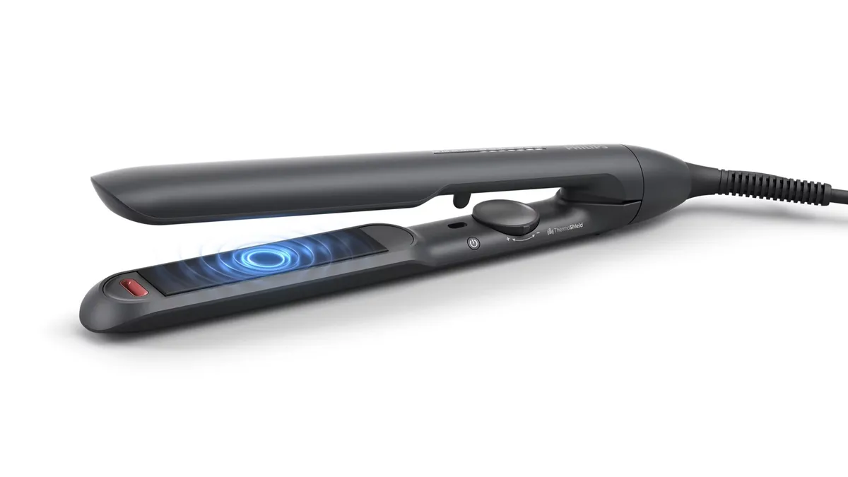 Випрямляч волосся Philips Series 5000, температурний діапазон 120-230°C, з іонізацією, керамічними пластинами, чорного кольору.