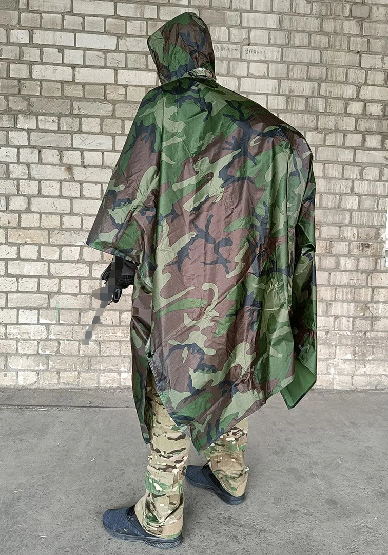 Тактический дождевик EasyFit 285T Polyester 210х145 см woodland