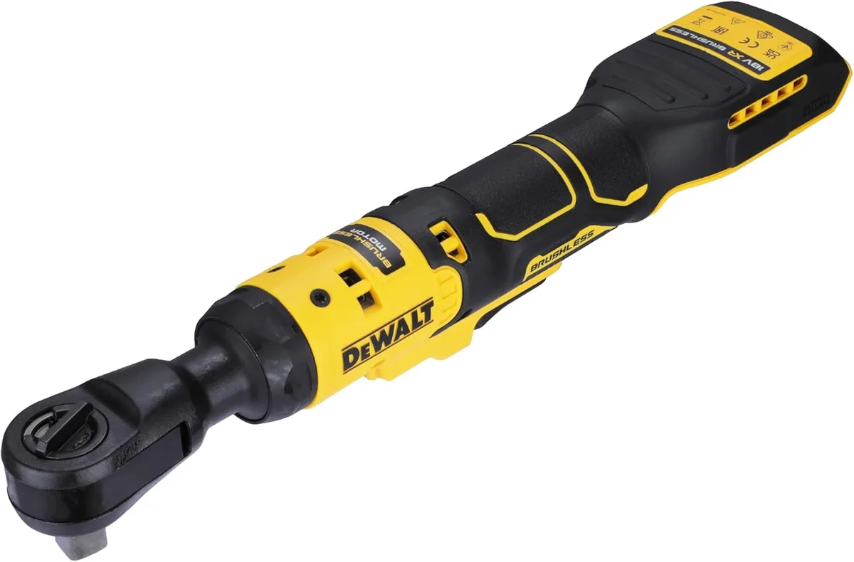Аккумуляторная трещотка DeWalt XR Li-Ion 18В, 95Нм, 250об/мин, 1/2", 11кг (без аккумулятора и зарядного устройства)
