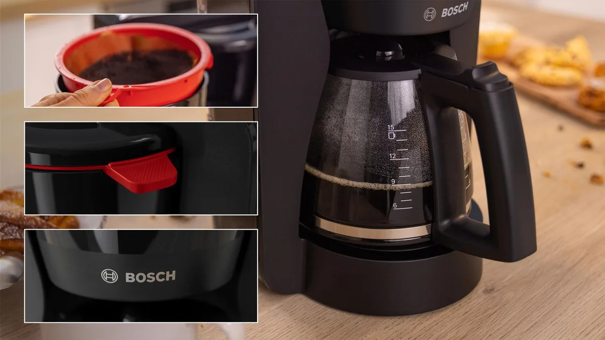 Кавоварка Bosch крапельного типу, об'ємом 1.25 л, для меленої кави, чорного кольору.