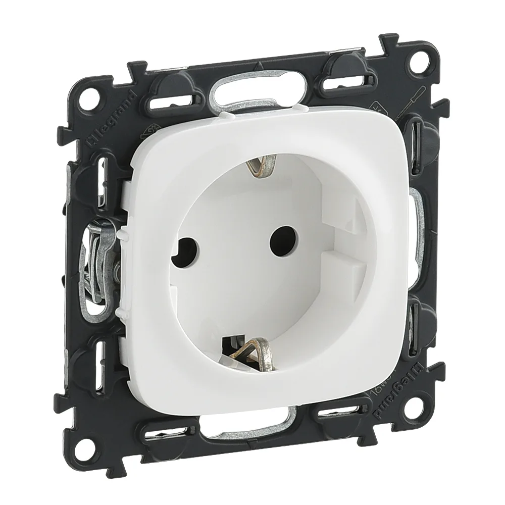Розетка Schuko Legrand Valena ALLURE, 16А, 250V, автоматичні клеми, білий