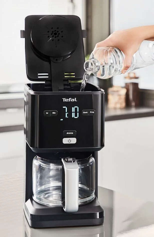 Кавоварка крапельна Tefal пластик 31,8х18,6х23,5 см чорна