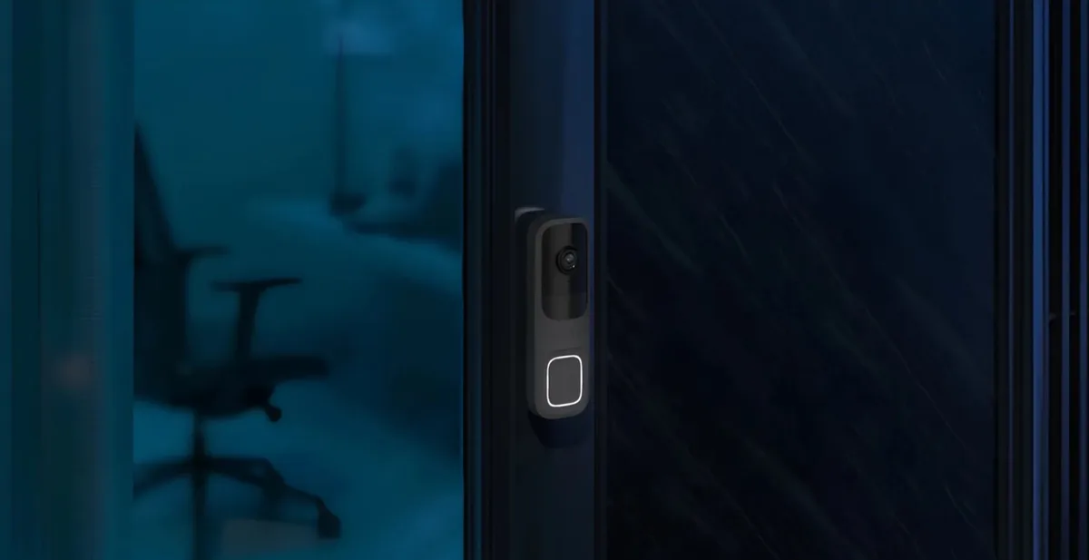 Видеозвонок Ajax Doorbell, универсальная установка, 4 МП, 155° вертикальный, 90° горизонтальный, ИК 6 м, дальность обнаружения движения 4 м, искусственный интеллект, Wi-Fi, графит.