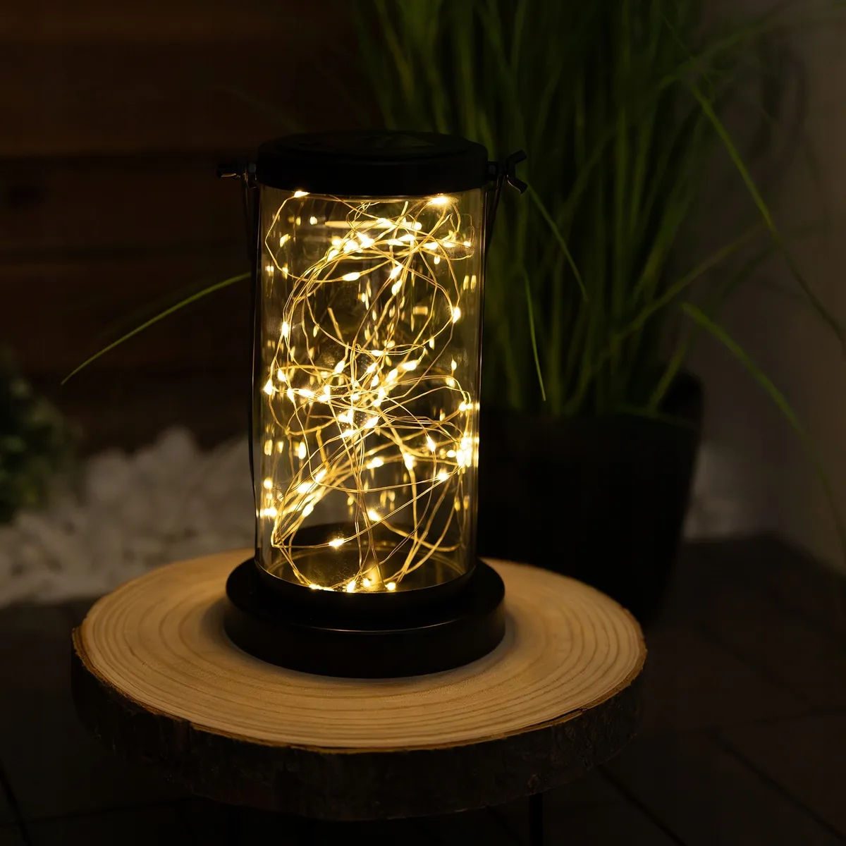 Високий LED ліхтар LumiLED пластиковий 30 см чорний з теплим світлом 3000 K