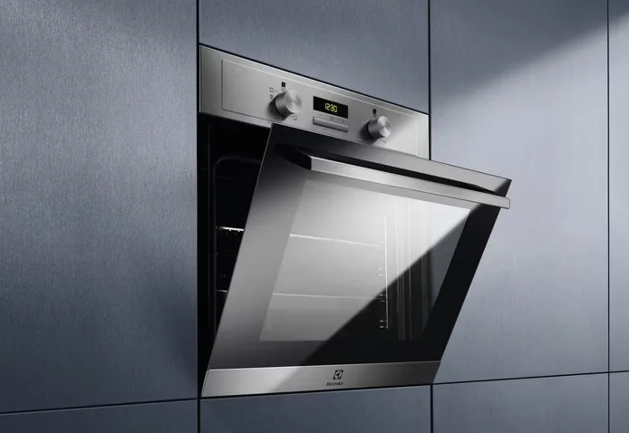 Духова шафа Electrolux електрична 65л A конвекція для випічки і готування гриль нержавіюча сталь