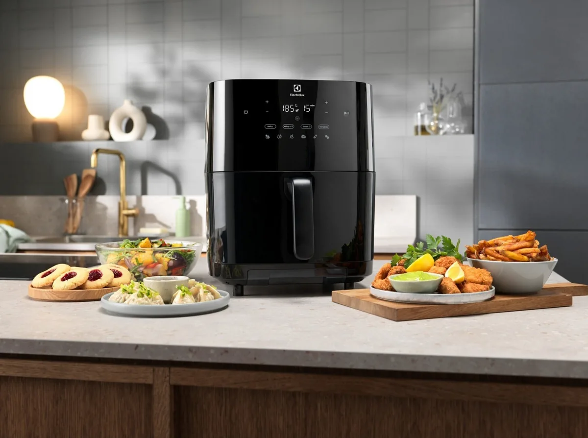 Мультифункціональна піч Electrolux 1800Вт, об'єм чаші 6.8л, сенсорне управління, 6 автоматичних програм, приготування на парі, пла