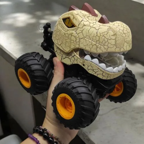 Радіоуправляюча машинка YILE TOYS Діно-джип бежевий з димом і світлом 17х16,5х15 см