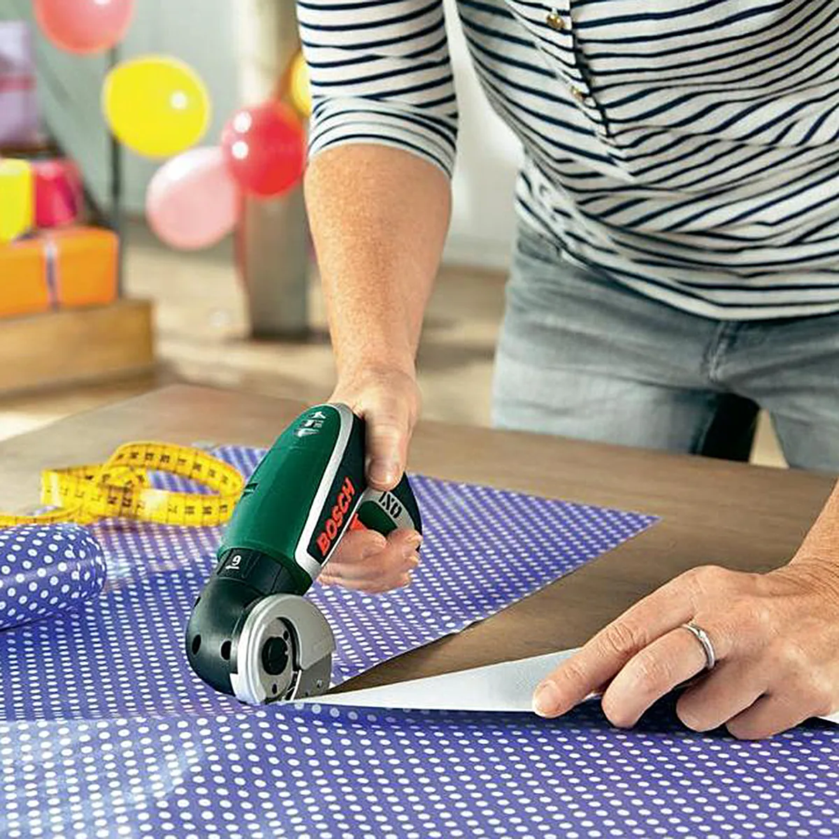 Насадка Bosch IXO для резки ткани