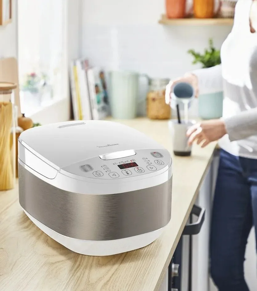 Мультиварка Moulinex SimplyCook Plus, 750 Вт, 4-літрова чаша, електронне управління, метал і пластик, білий колір.