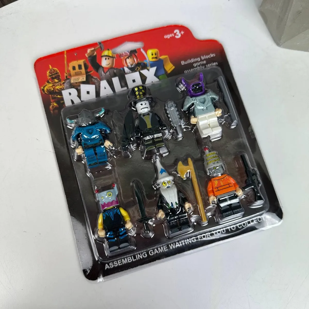 Набір фігурок LEGO Roblox 12 деталей пластик 19х16,5 см різні кольори