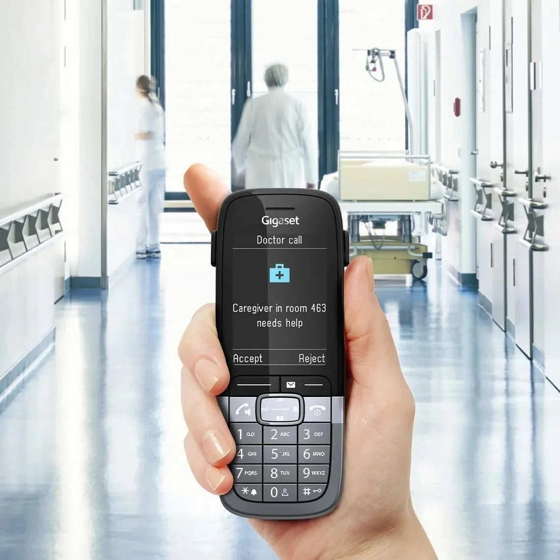 IP-DECT трубка Gigaset SL850H PRO, USB Type-C, 1x3.5 мм разъем для гарнитуры, DECT, BT 5.1, 2.4" цветной дисплей, IP20.