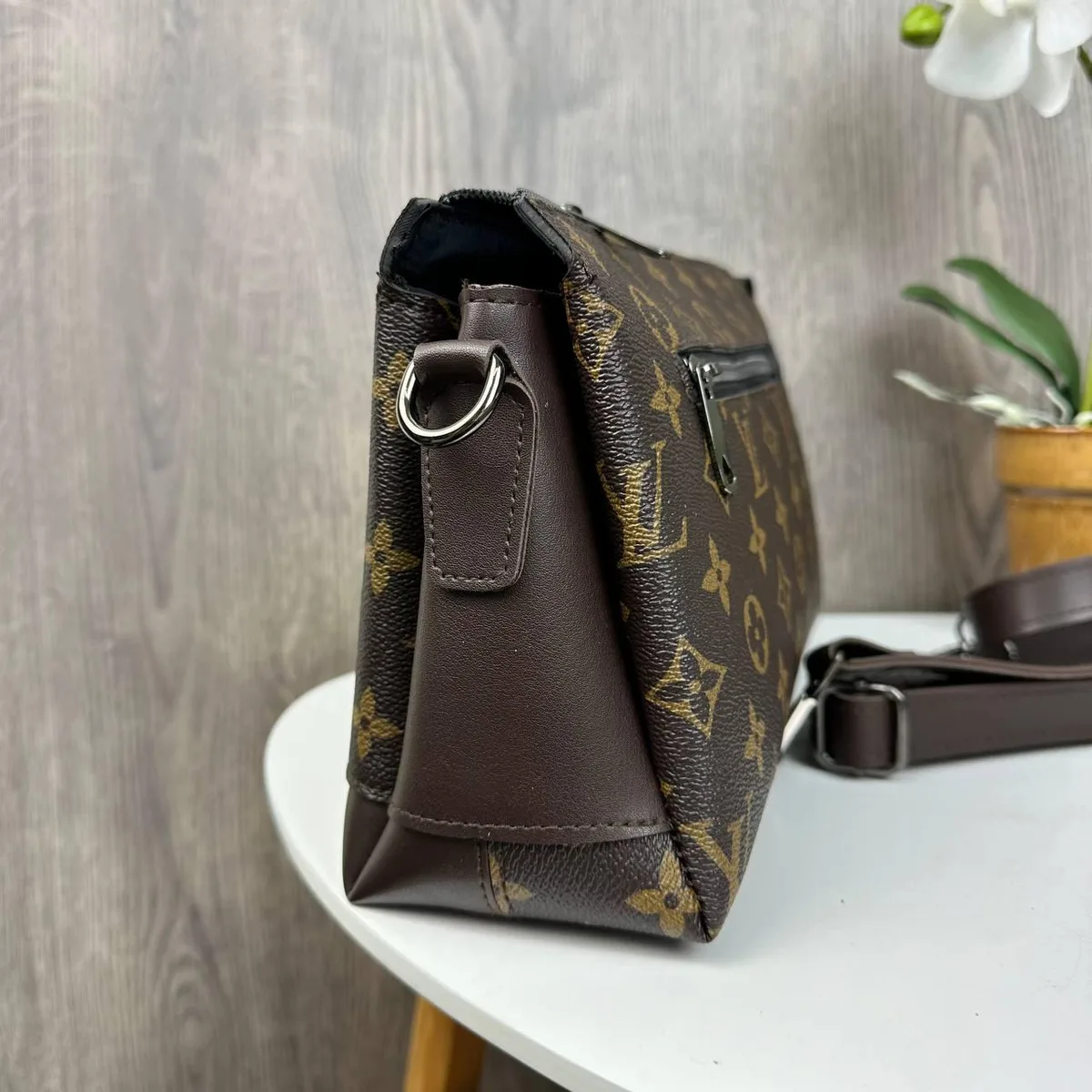 Женская мини-сумочка-клатч квадратная 29x15x10 см экокожа коричневая
